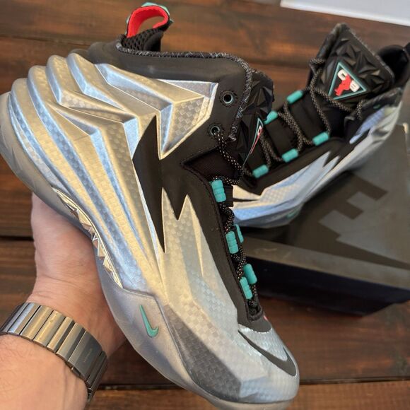 Nike Chuck Posite Metallic Silver Charles Barkley Shoes main image 4